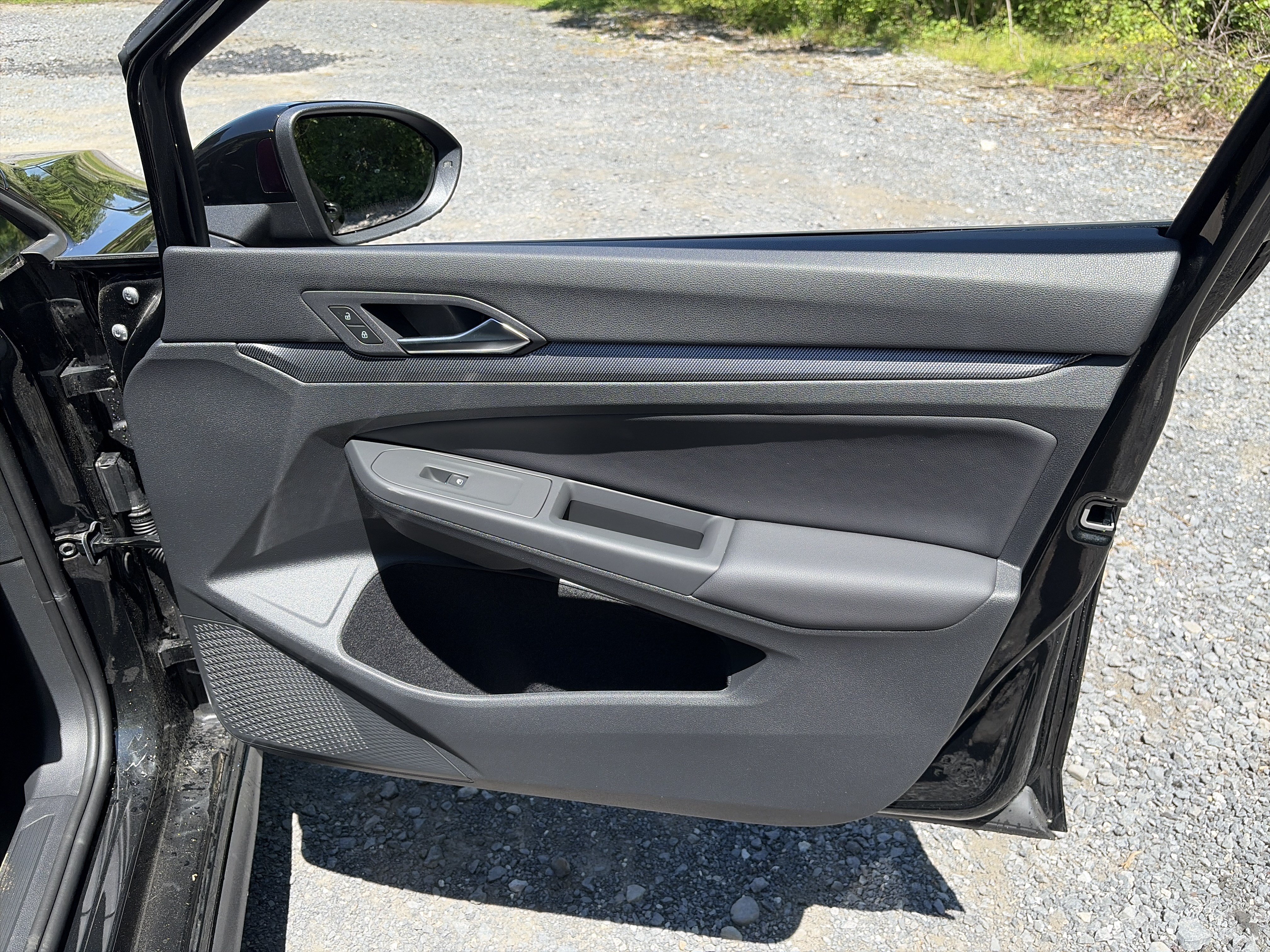 New 2026 Volkswagen GTI SE FWD image 18
