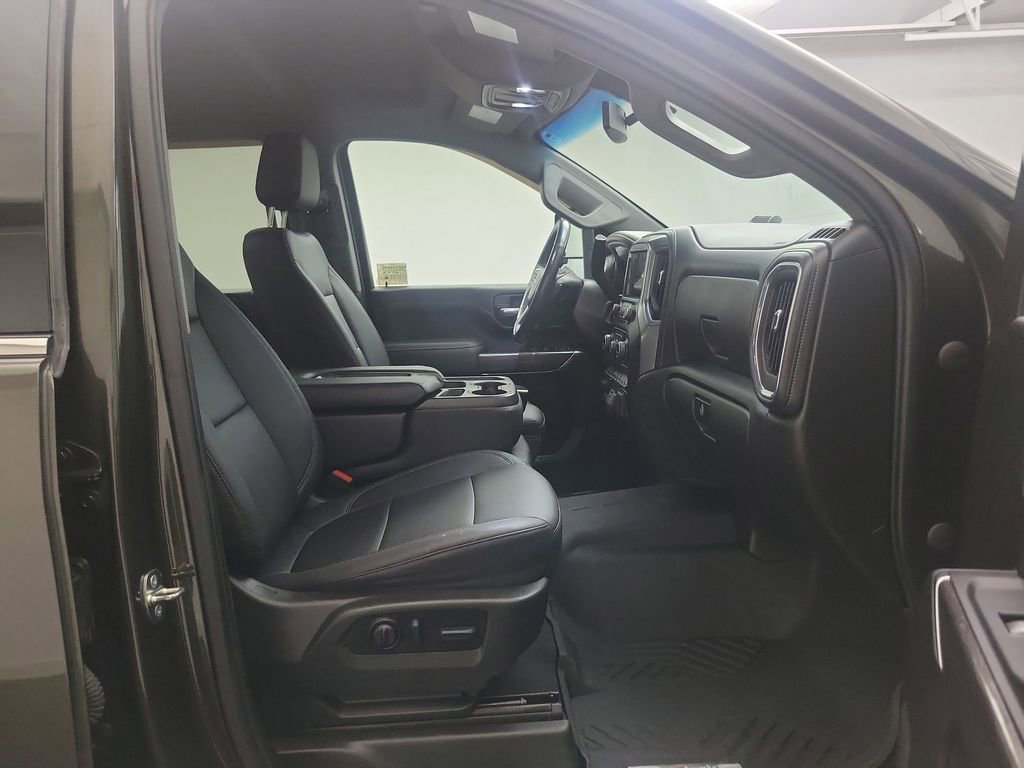 Used 2023 Chevrolet Silverado 3500 LTZ image 28