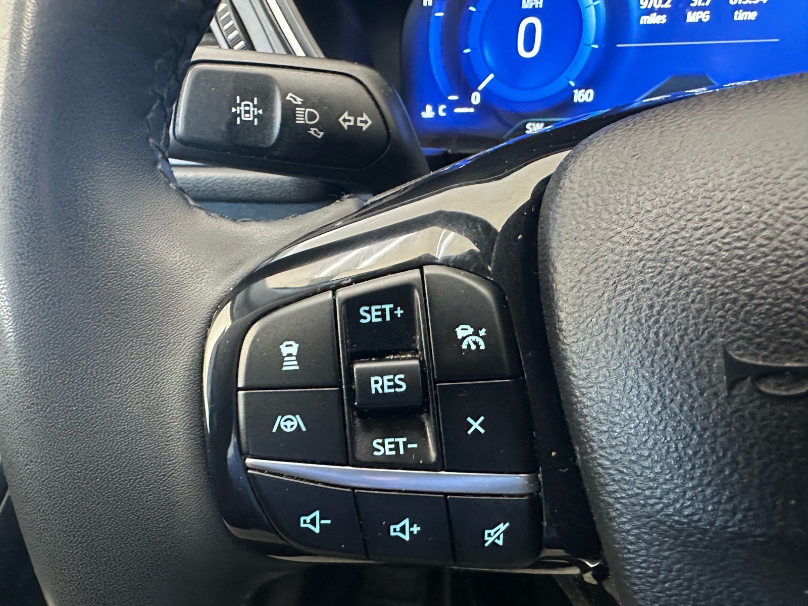 Certified 2022 Ford Escape SEL w/ Technology Package FWD image 34