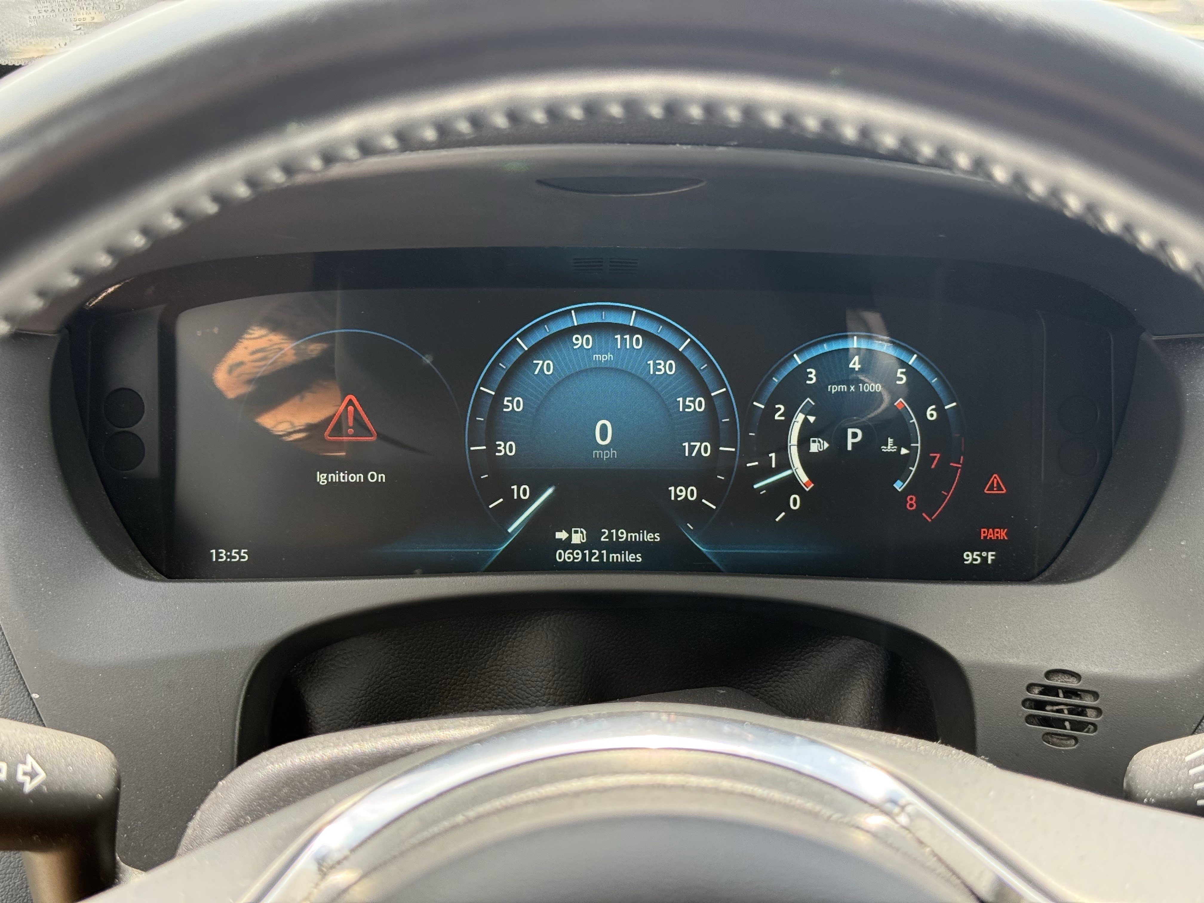 Used 2017 Jaguar F-PACE R-Sport image 18