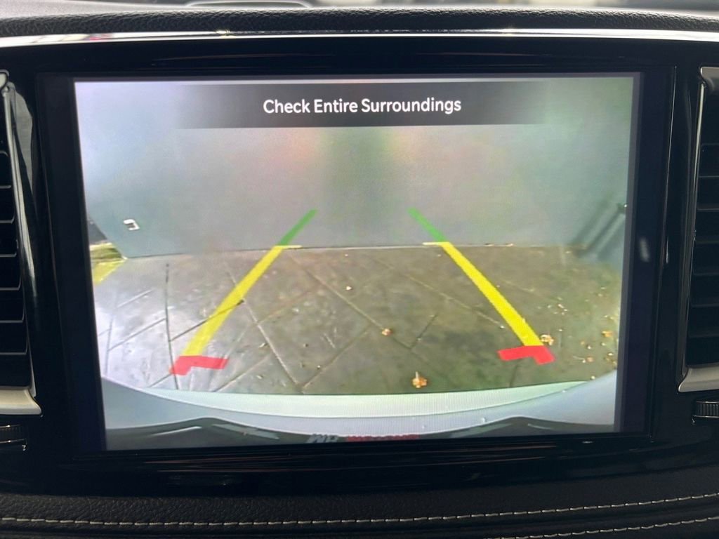 Used 2024 Chrysler Pacifica Select FWD image 33