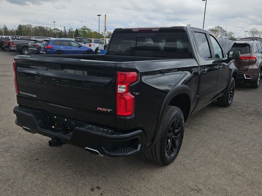 Used 2020 Chevrolet Silverado 1500 RST w/ True North Edition AWD/4WD image 4