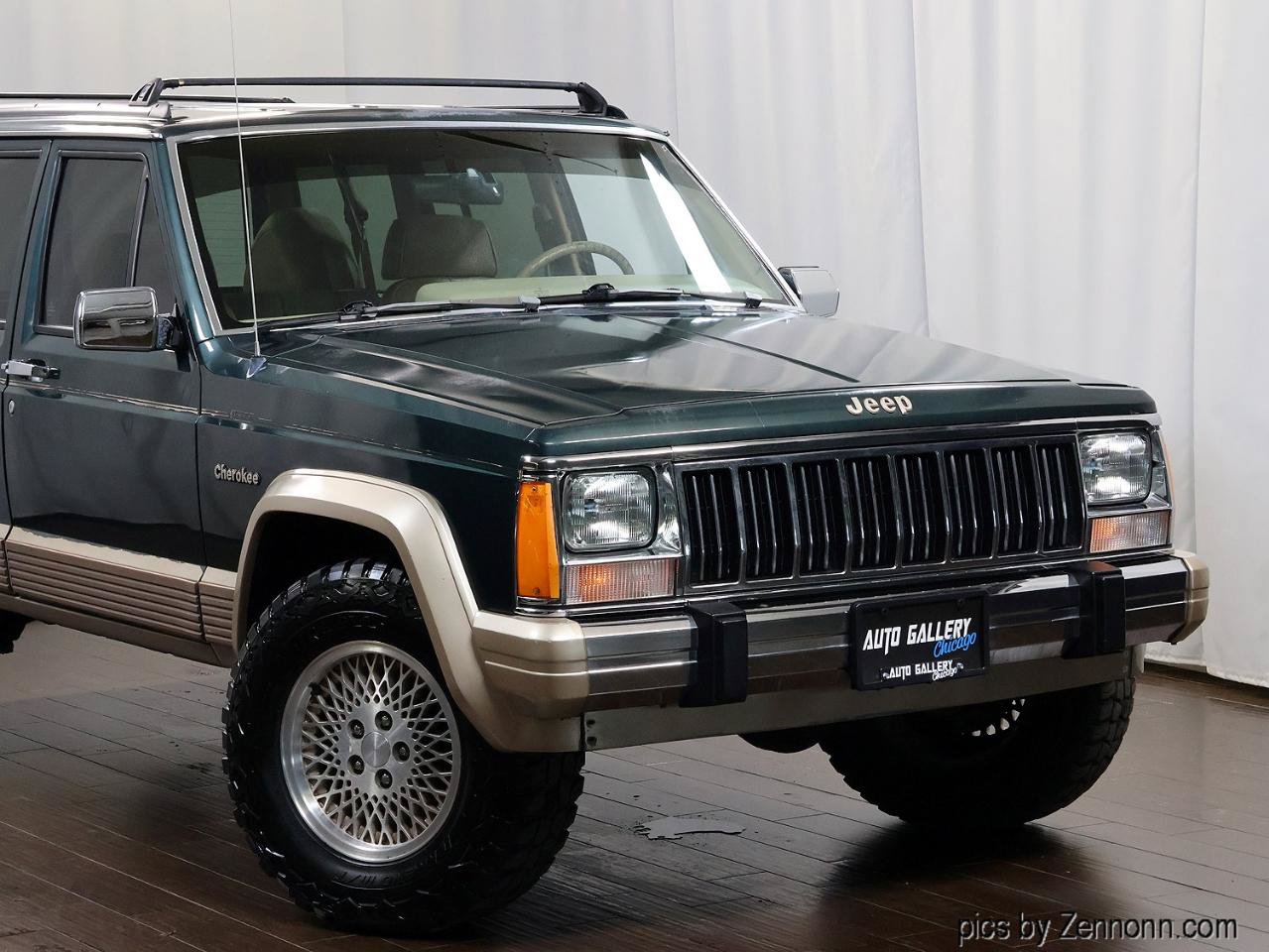 Used 1993 Jeep Cherokee Country AWD/4WD image 2