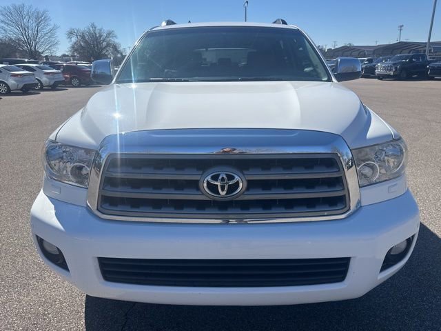 Used 2016 Toyota Sequoia Limited w/ Safety & Convenience Package image 8