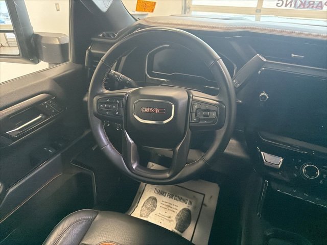 Used 2024 GMC Sierra 2500 AT4 image 36