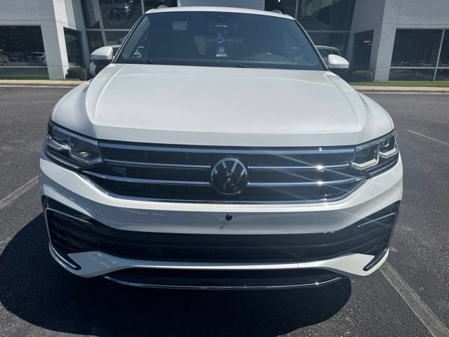 Certified 2024 Volkswagen Tiguan SEL R-Line AWD/4WD image 3