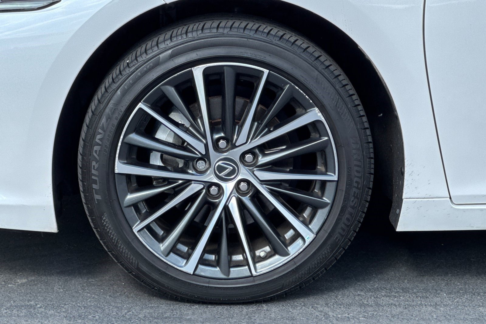 Certified 2023 Lexus ES 350 w/ Premium Package FWD image 36