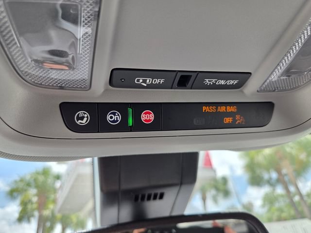 Used 2023 GMC Terrain SLE w/ Driver Convenience Package FWD image 34