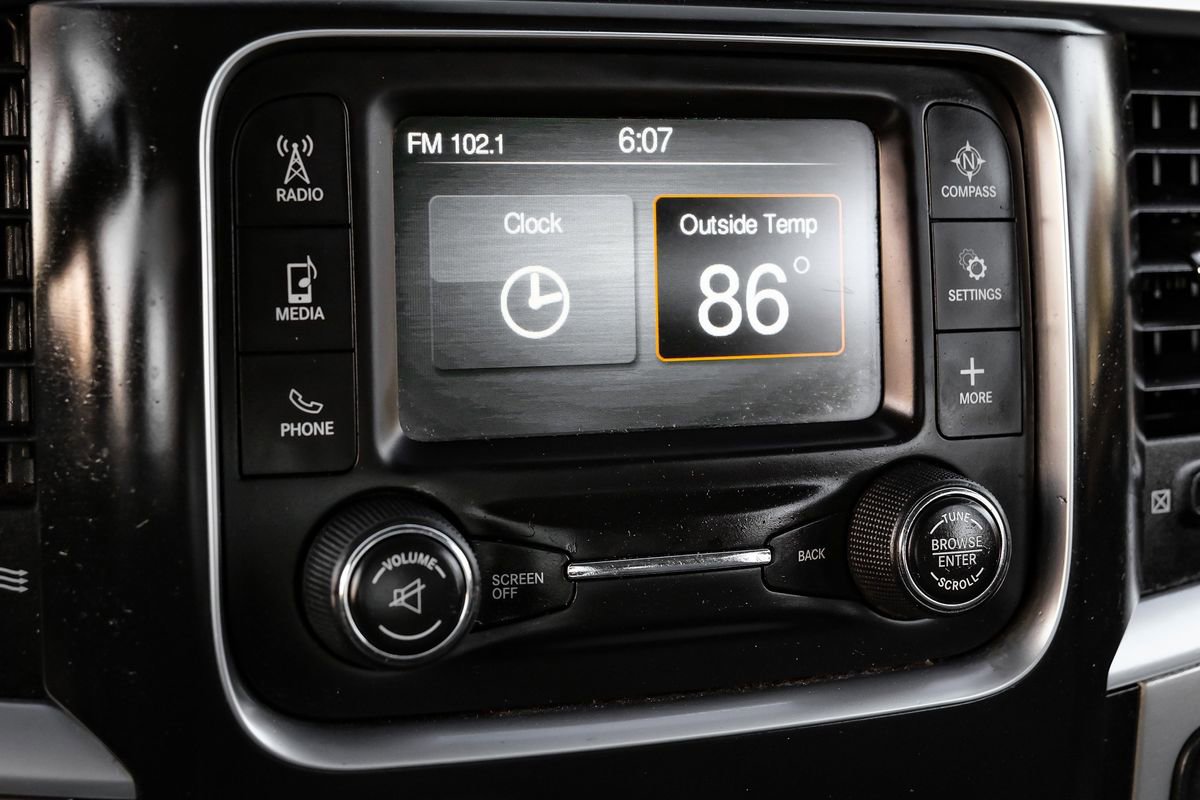 Used 2016 RAM 3500 SLT w/ Cold Weather Group image 26