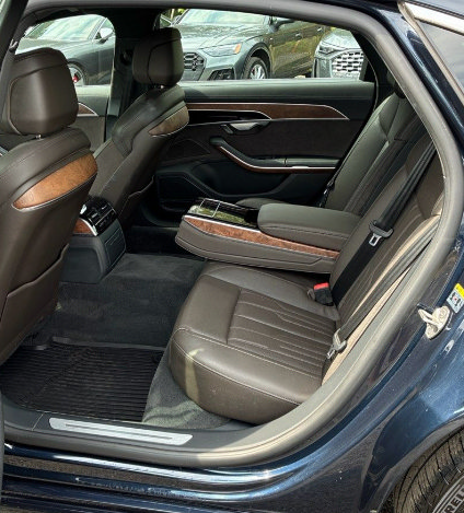 Used 2023 Audi A8 L 3.0T w/ Executive Package AWD/4WD image 8