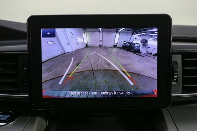 Used 2023 Ford Explorer XLT w/ Equipment Group 202A image 25