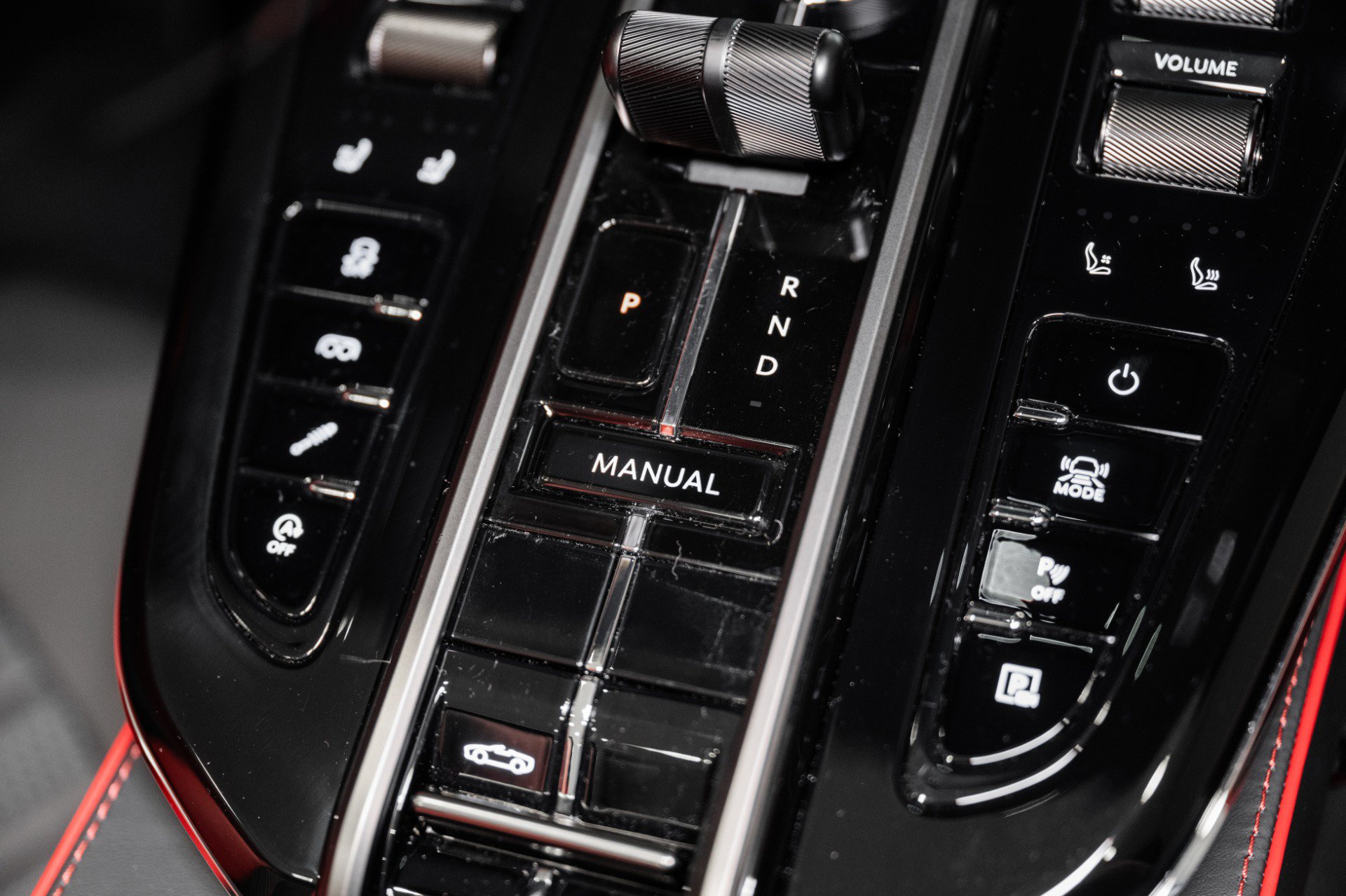 New 2026 Aston Martin V8 Vantage S RWD image 30