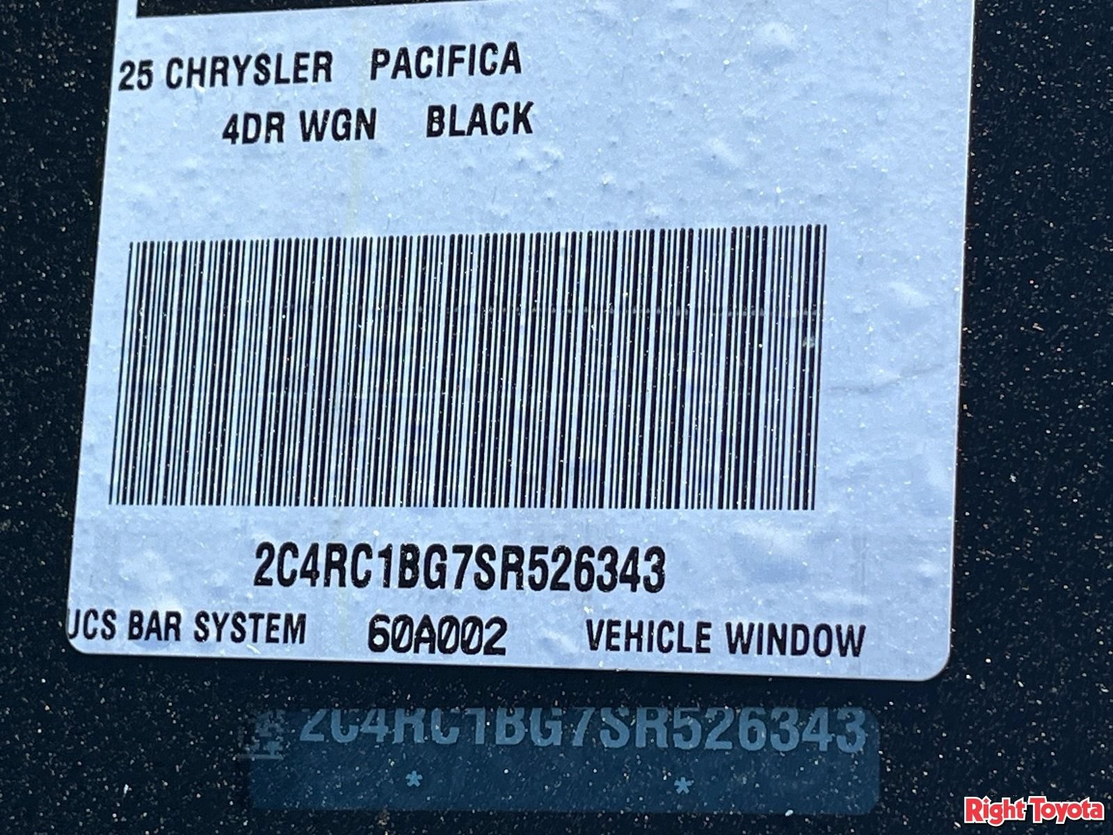 Used 2025 Chrysler Pacifica Select FWD image 34