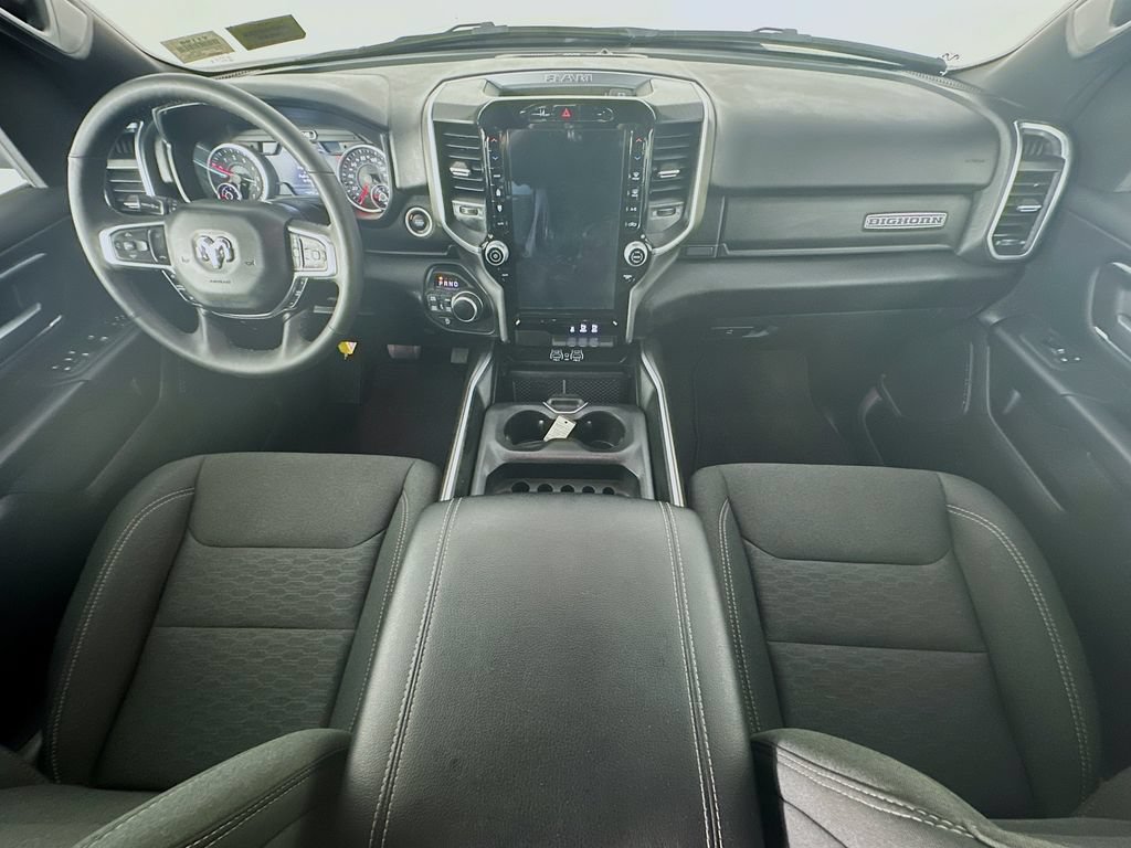 Used 2025 RAM 1500 Big Horn AWD/4WD image 10