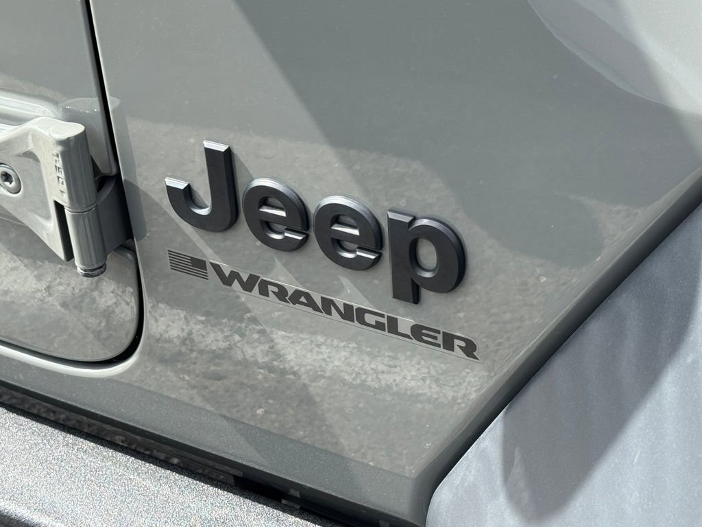 Used 2023 Jeep Wrangler Unlimited Sport image 25