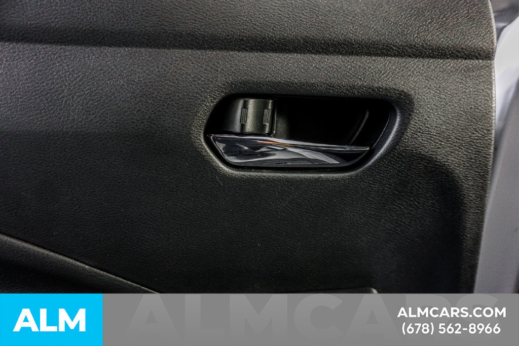 Used 2025 Nissan Versa SV FWD image 48