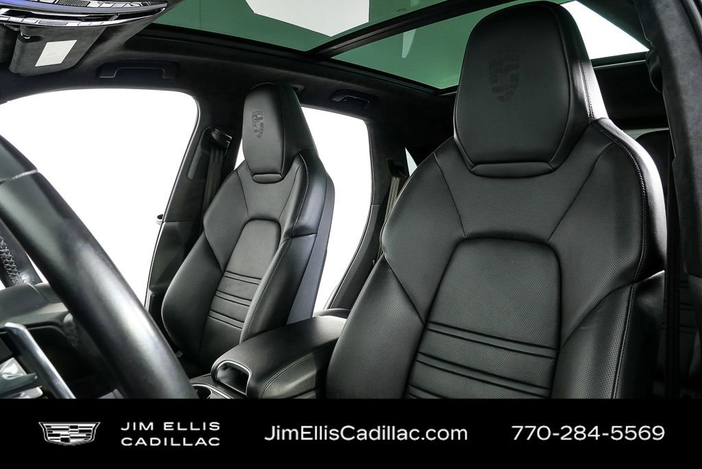 Used 2021 Porsche Cayenne Turbo S w/ Premium Package Plus image 6