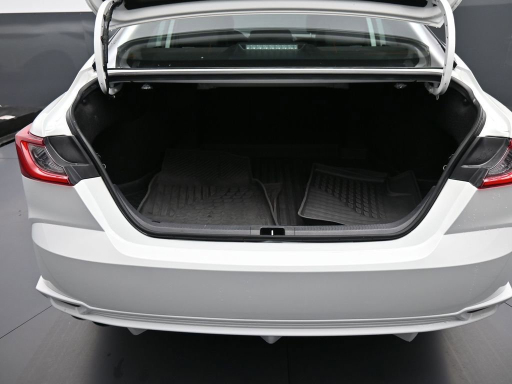 Certified 2025 Toyota Camry XSE AWD/4WD image 23