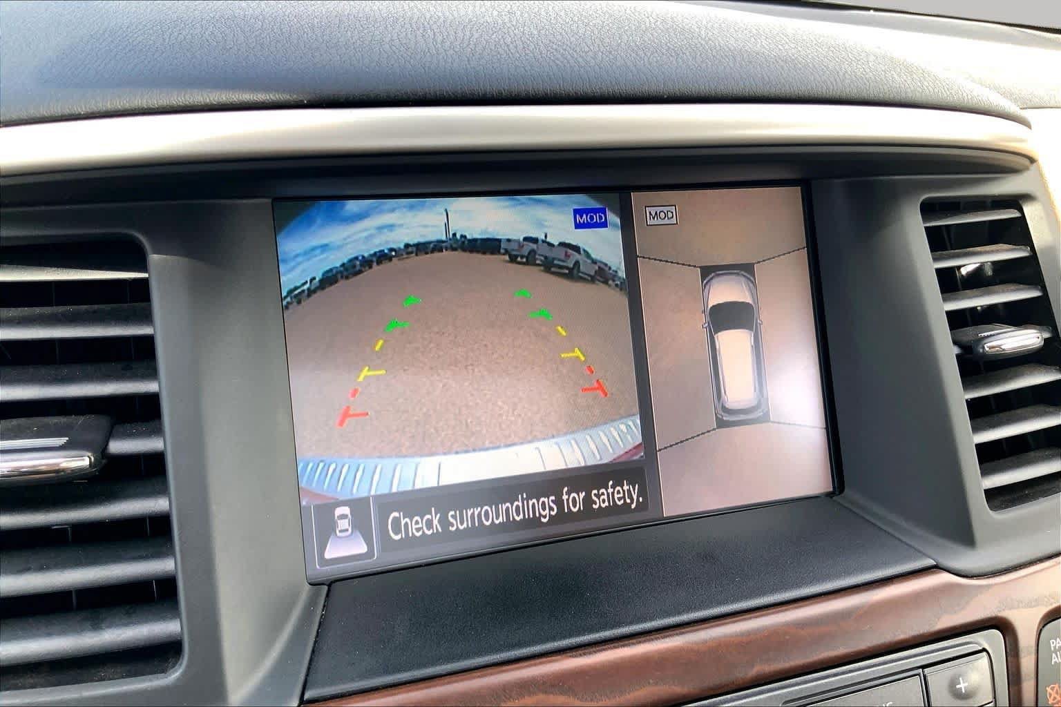 Used 2017 Nissan Pathfinder Platinum FWD image 27