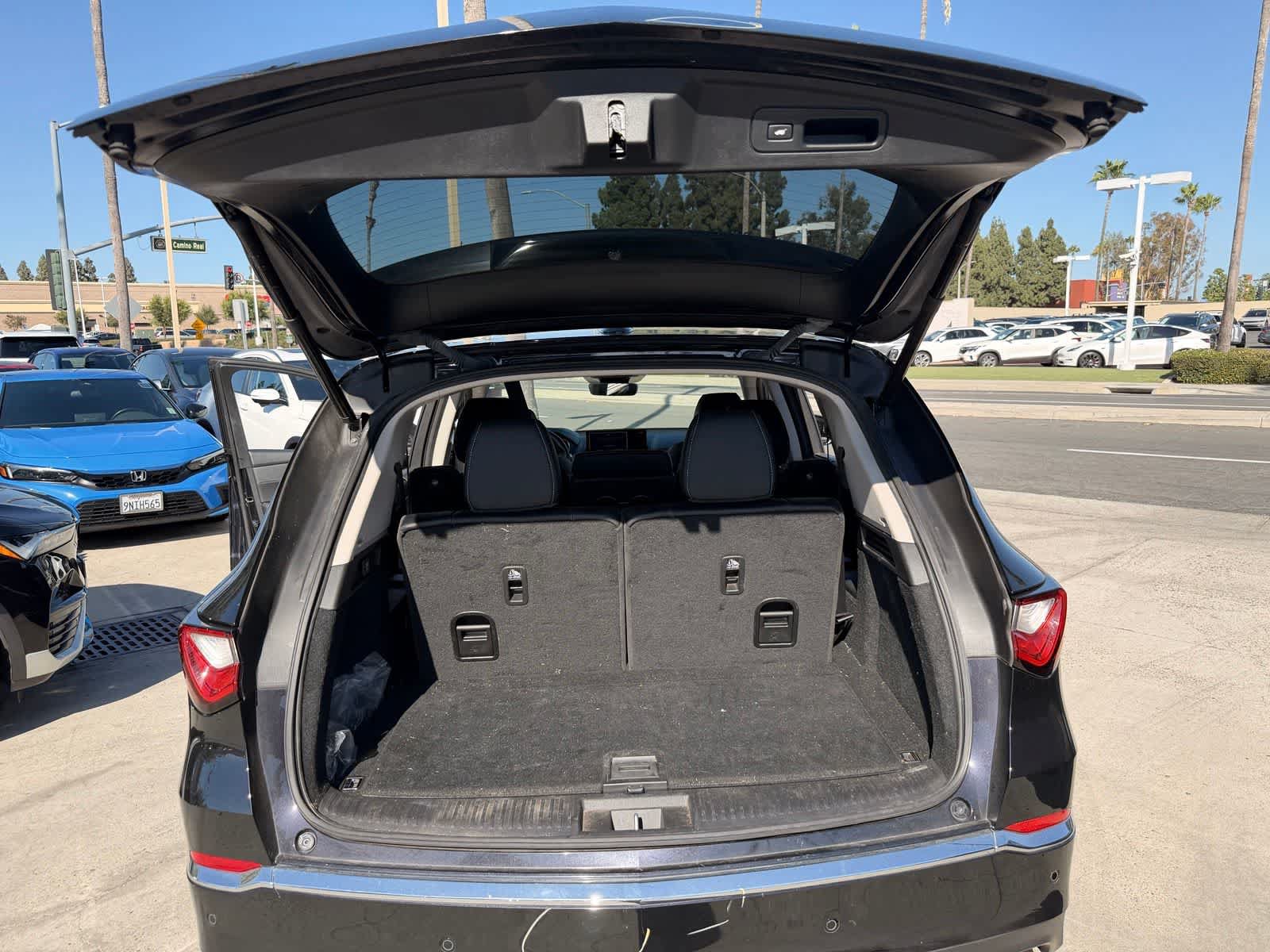 Certified 2023 Acura MDX FWD w/ Technology Package image 21