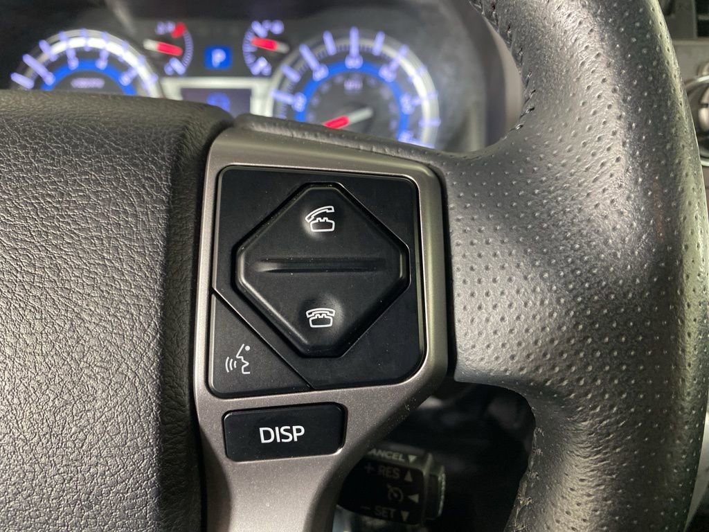 Used 2016 Toyota 4Runner SR5 AWD/4WD image 19