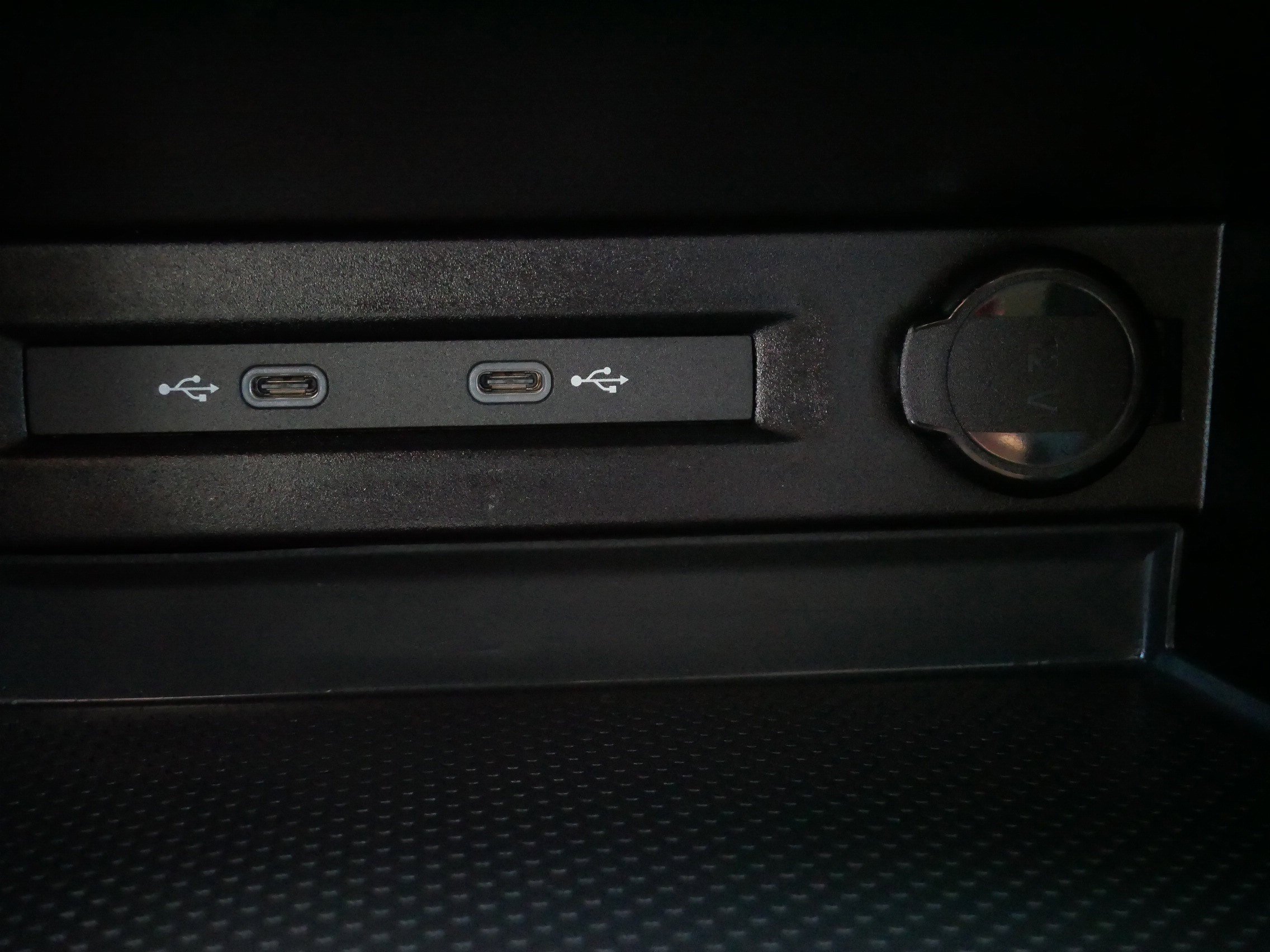 Certified 2025 Volkswagen Taos S AWD/4WD image 31