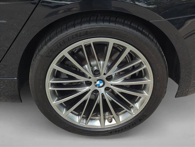 Used 2019 BMW 530i xDrive w/ Convenience Package image 5