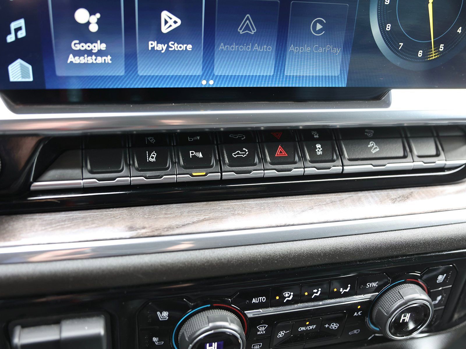 Certified 2024 Chevrolet Silverado 3500 LTZ w/ LTZ Premium Package image 30