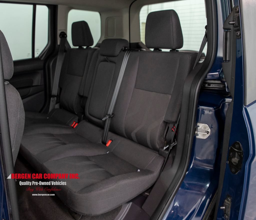 Used 2017 Ford Transit Connect XLT FWD image 13
