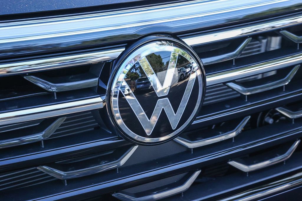 New 2026 Volkswagen Atlas Peak Edition image 16