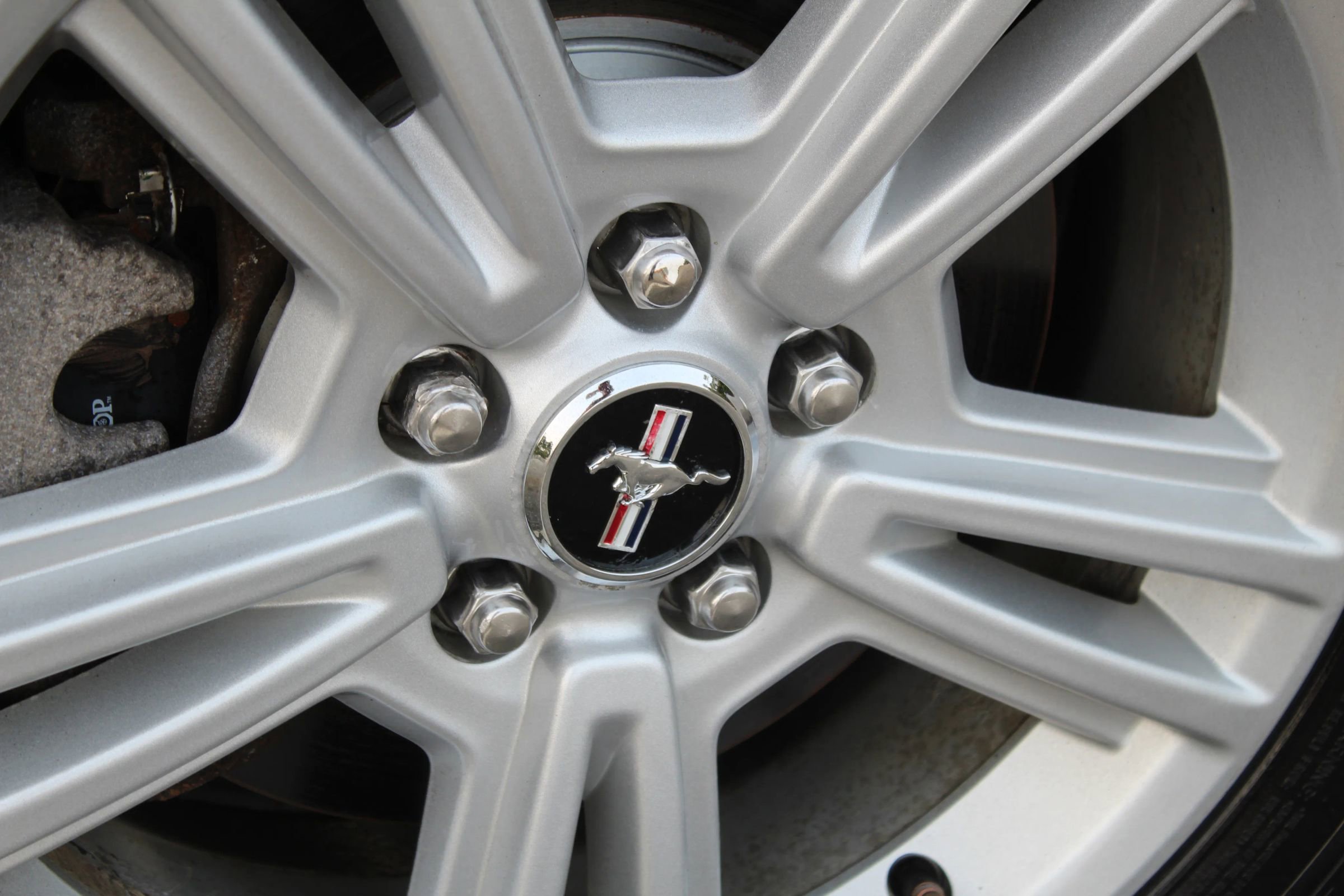 Used 2014 Ford Mustang V6 Coupe 2D image 26