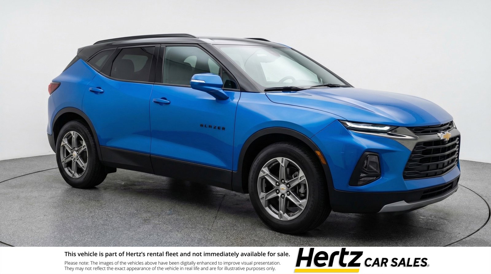 Used 2025 Chevrolet Blazer LT image 1