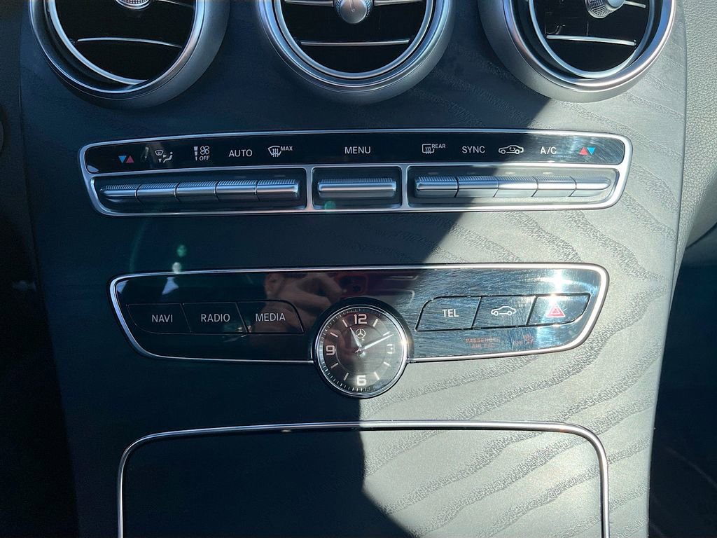 Used 2023 Mercedes-Benz C 300 4MATIC Coupe image 15