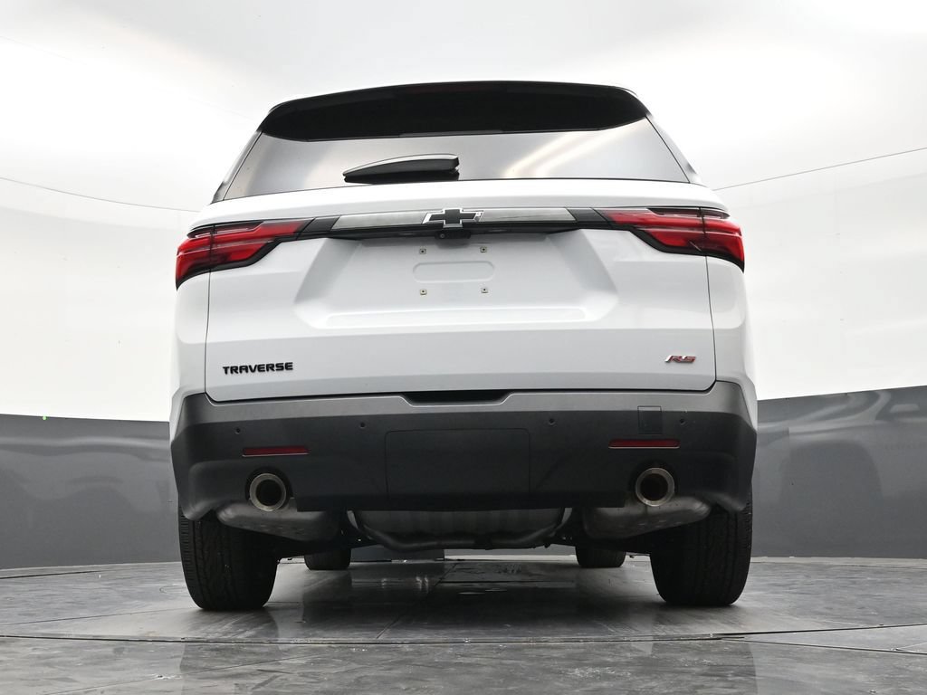 Used 2022 Chevrolet Traverse RS FWD image 23