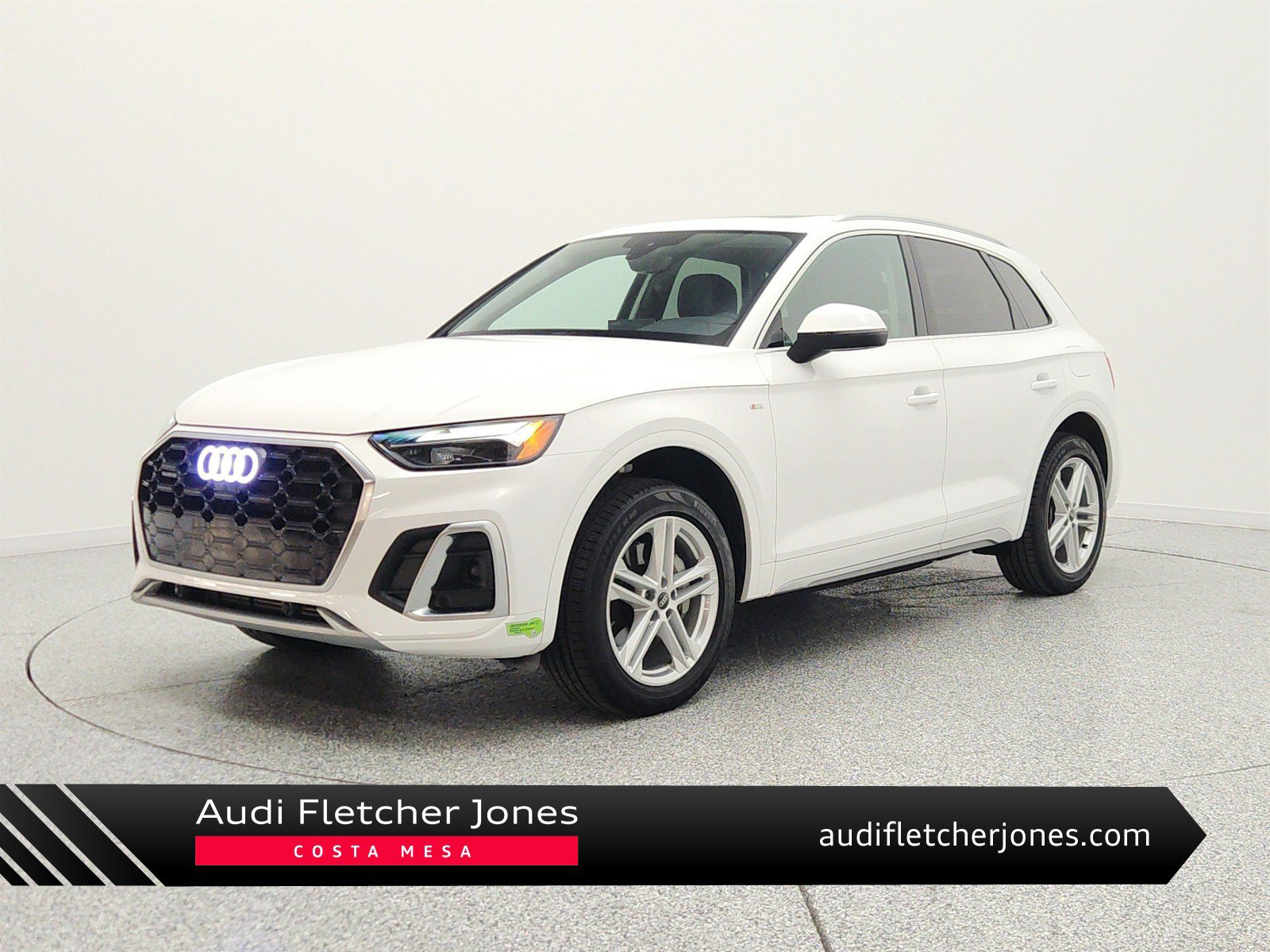 Used 2023 Audi Q5 e Premium Plus w/ Premium Plus Package AWD/4WD image 1