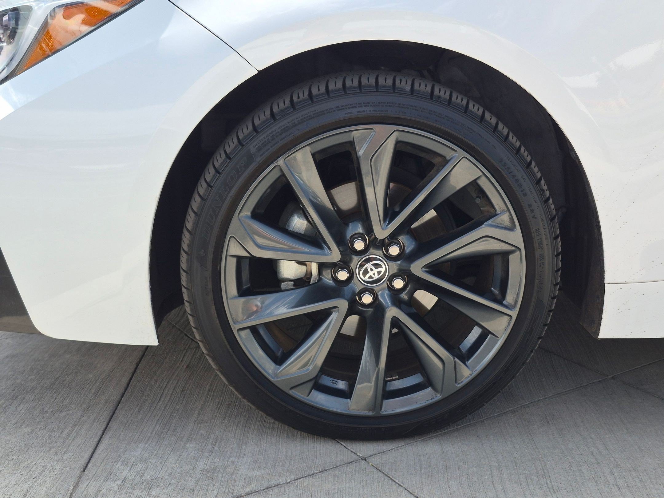 Used 2026 Toyota Corolla SE w/ Carpet Mat Package (TMS) FWD image 13