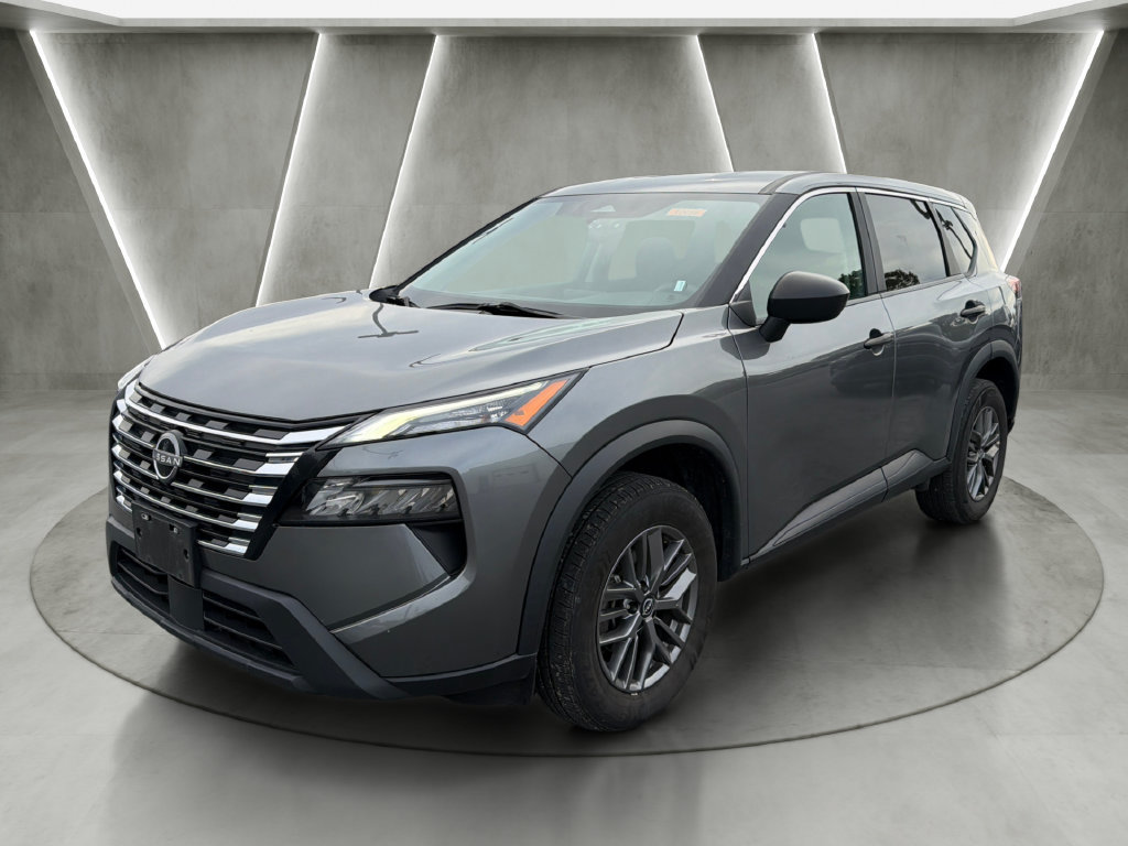 Used 2024 Nissan Rogue S AWD/4WD image 7
