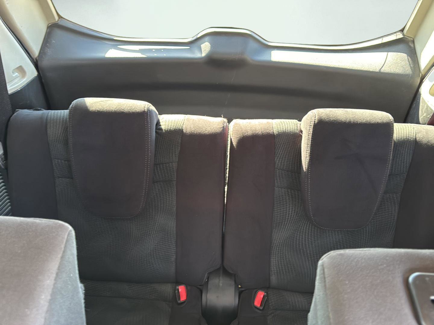 Used 2016 Nissan Rogue SV image 18