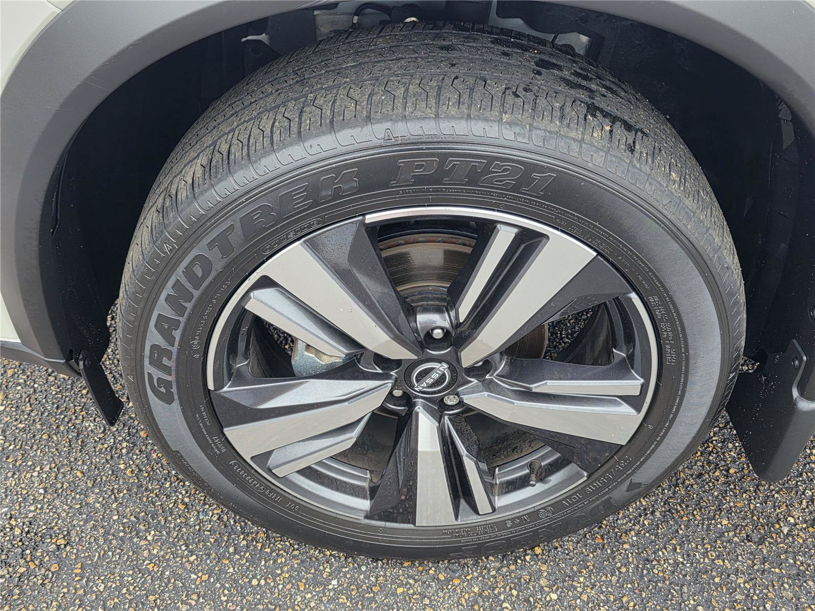 Used 2023 Nissan Rogue Platinum w/ Platinum Premium Package AWD/4WD image 38