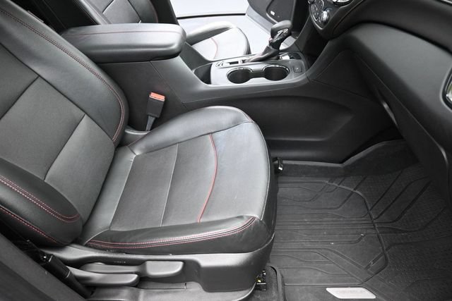 Used 2023 Chevrolet Equinox RS w/ RS Leather Package FWD image 29
