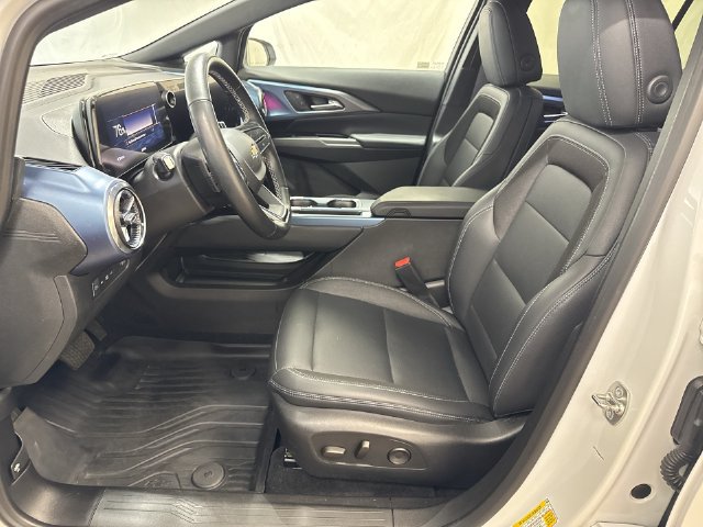 Used 2024 Chevrolet Equinox EV LT FWD image 10