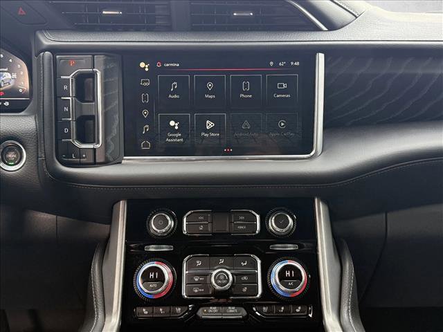 Used 2023 GMC Yukon Denali w/ Denali Reserve Package image 17