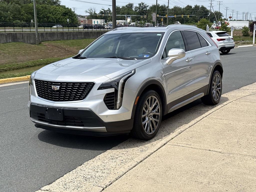 Used 2019 Cadillac XT4 Premium Luxury w/ Technology Package AWD/4WD image 21