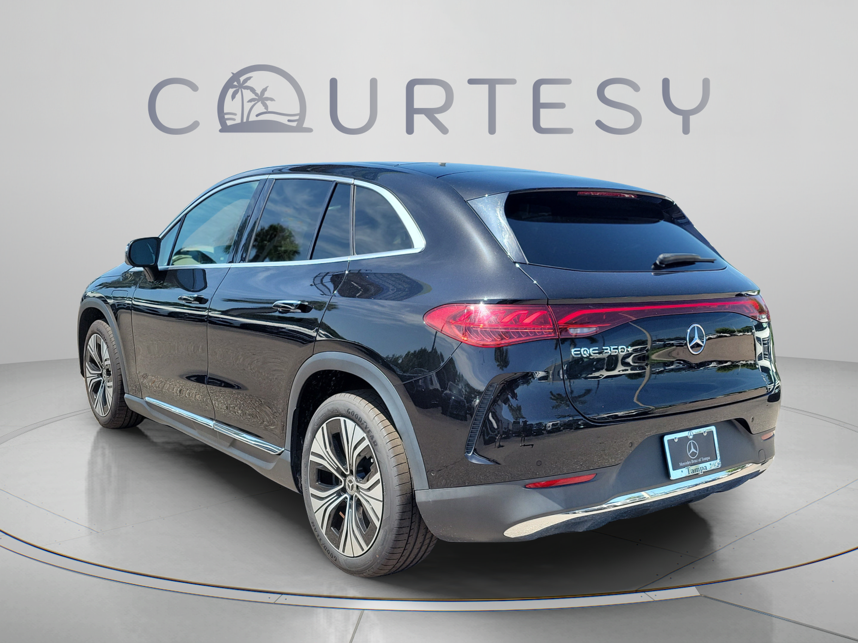Certified 2023 Mercedes-Benz EQE 350+ SUV image 2