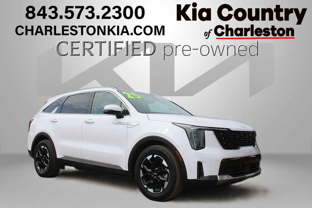 Certified 2025 Kia Sorento S w/ Panoramic Sunroof Package FWD image 1