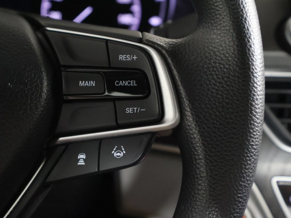Used 2020 Honda Accord EX image 39