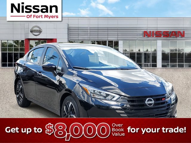 New 2025 Nissan Versa SR w/ Trunk Package