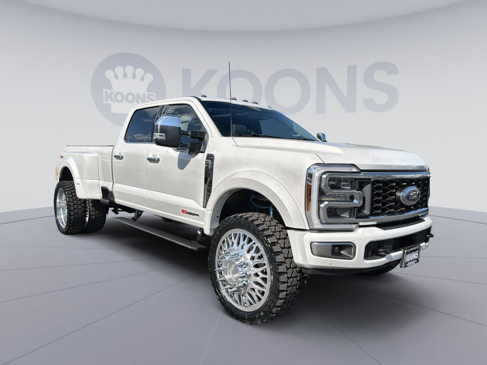 New 2026 Ford F450 Platinum w/ Platinum Plus Package image 10