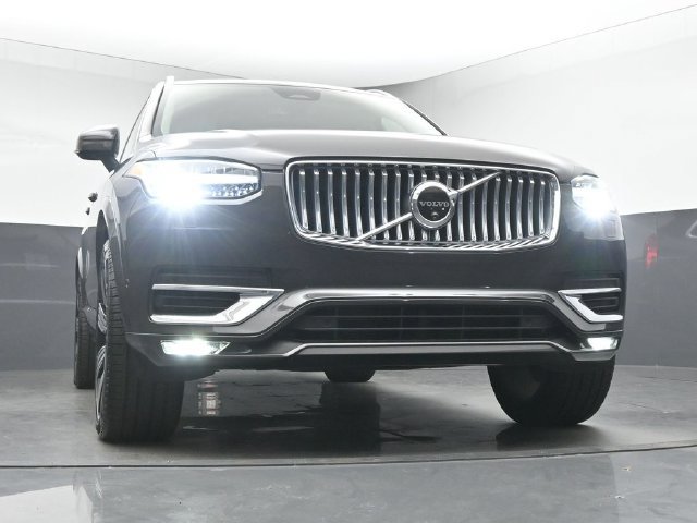 Used 2024 Volvo XC90 B6 Plus w/ Protection Package Premier AWD/4WD image 36