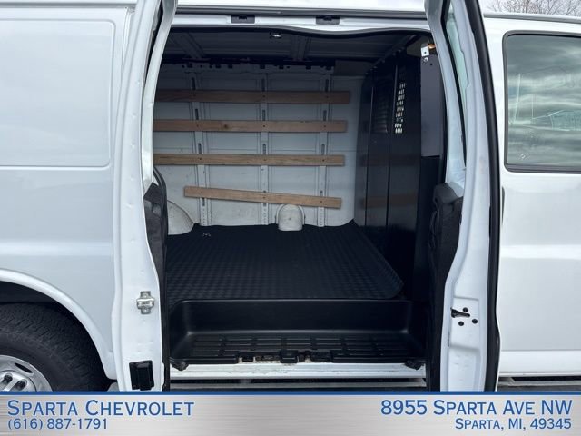 Used 2024 Chevrolet Express 2500 w/ Driver Convenience Package image 21